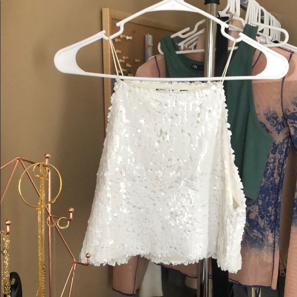 White tank